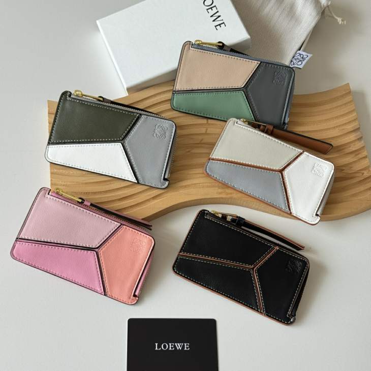 Picture of Loewe Wallets _SKUfw239900532fw